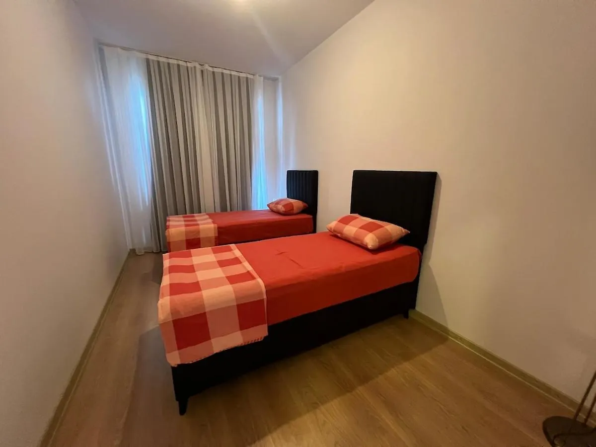 Luxury Designed Comfortable 2 Rooms & 1 Living Room Apartment Free Parking Garaj Istanbul