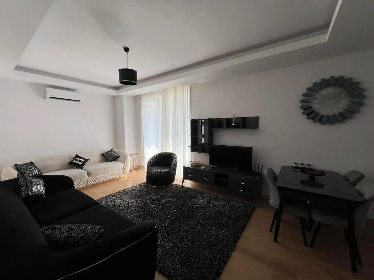 Luxury Designed Comfortable 2 Rooms & 1 Living Room Apartment Free Parking Garaj Istanbul